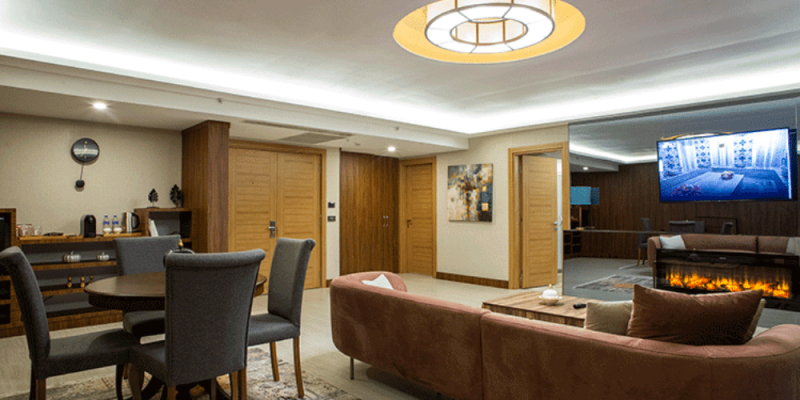 King-Suite-5-1-1000x667-min